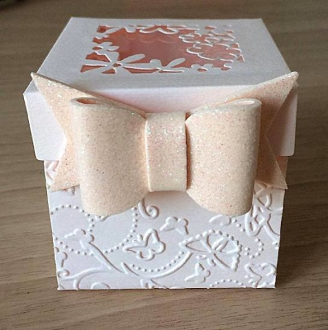 bomboniera a cubetto rosa 4